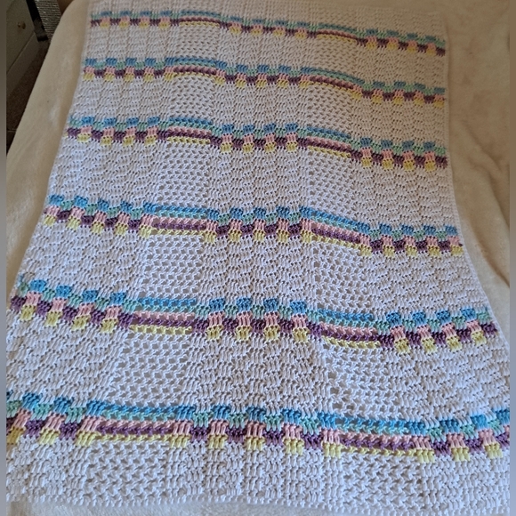 Beautiful Baby Afghan - Picture 2 of 5